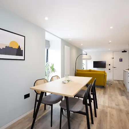 Charming Studios Near Holyrood Park & Calton Hill Edinburgh Room photo