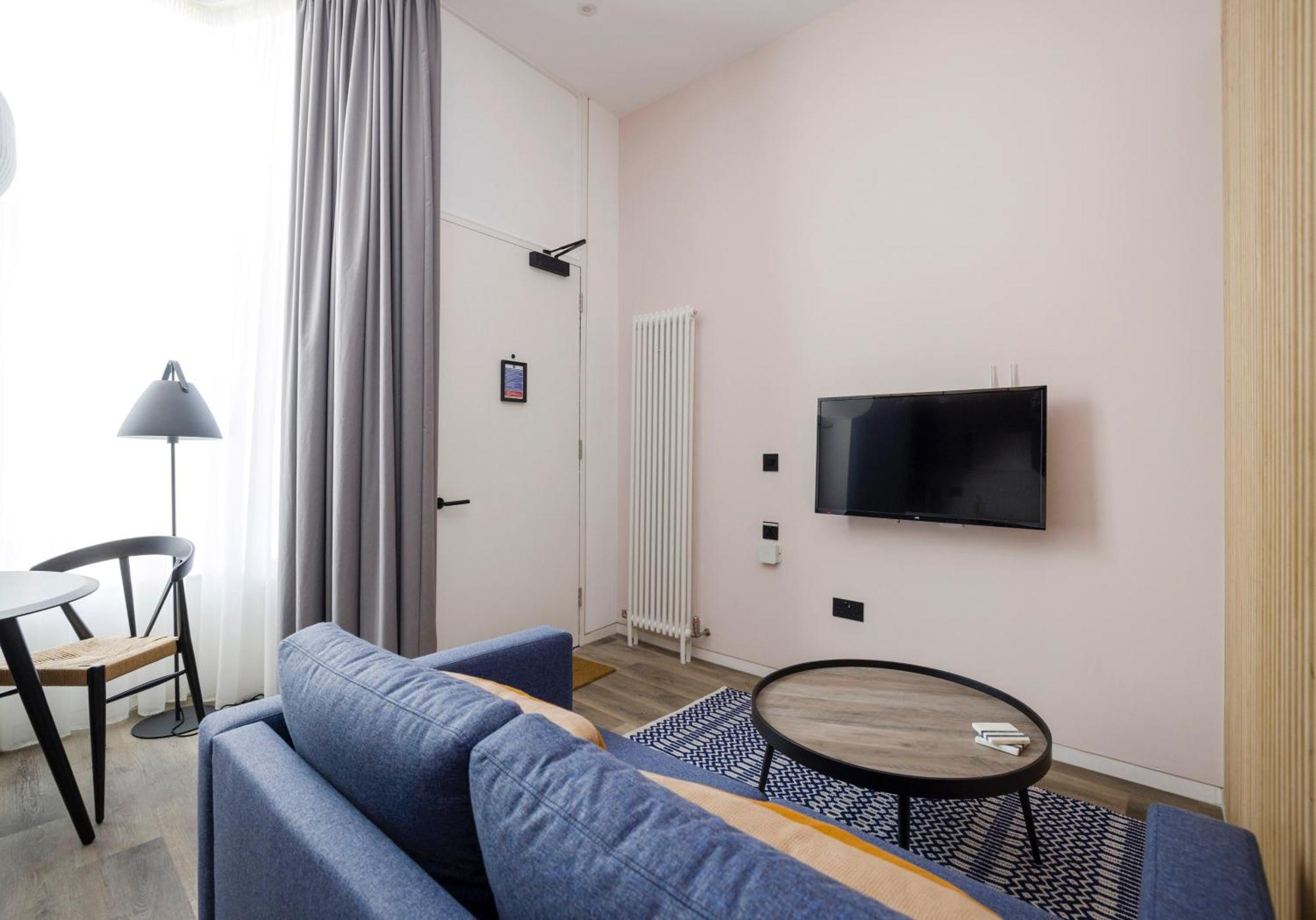 Charming Near Holyrood Park & Calton Hill Appartamento