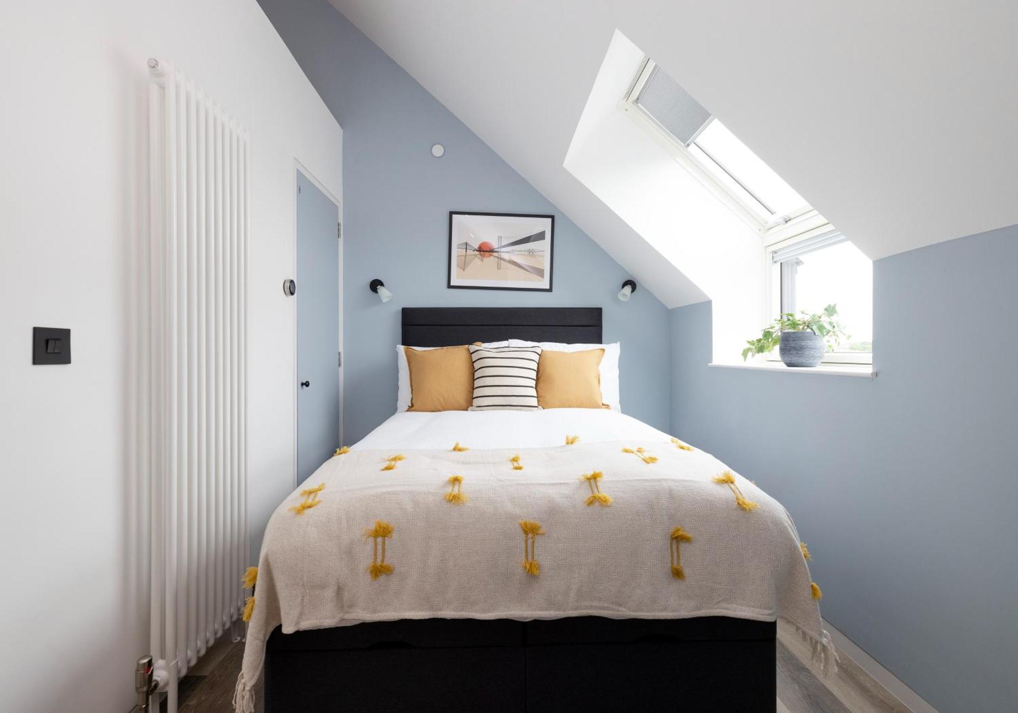 Charming Near Holyrood Park & Calton Hill Appartamento *