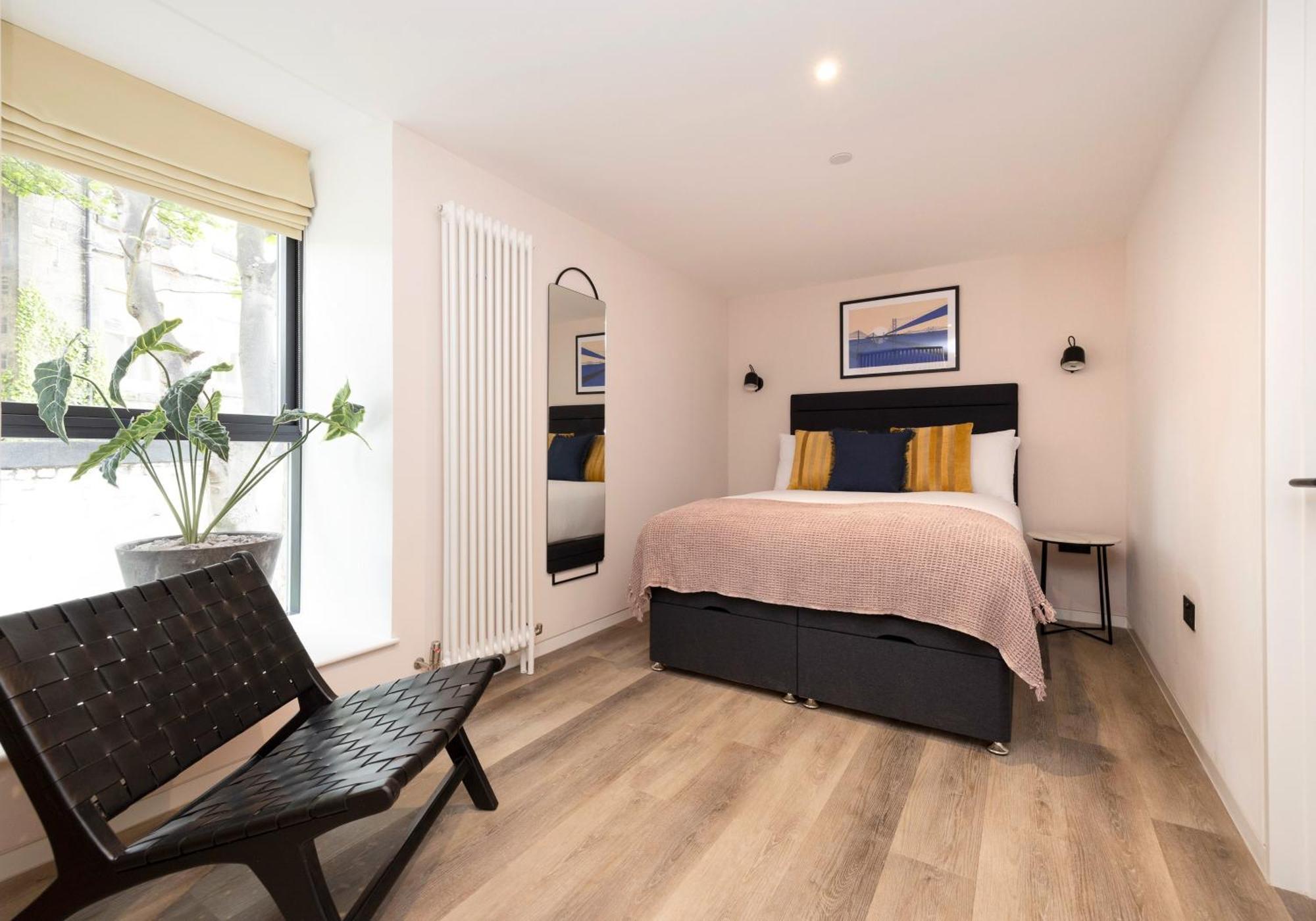Appartamento Charming Near Holyrood Park & Calton Hill *