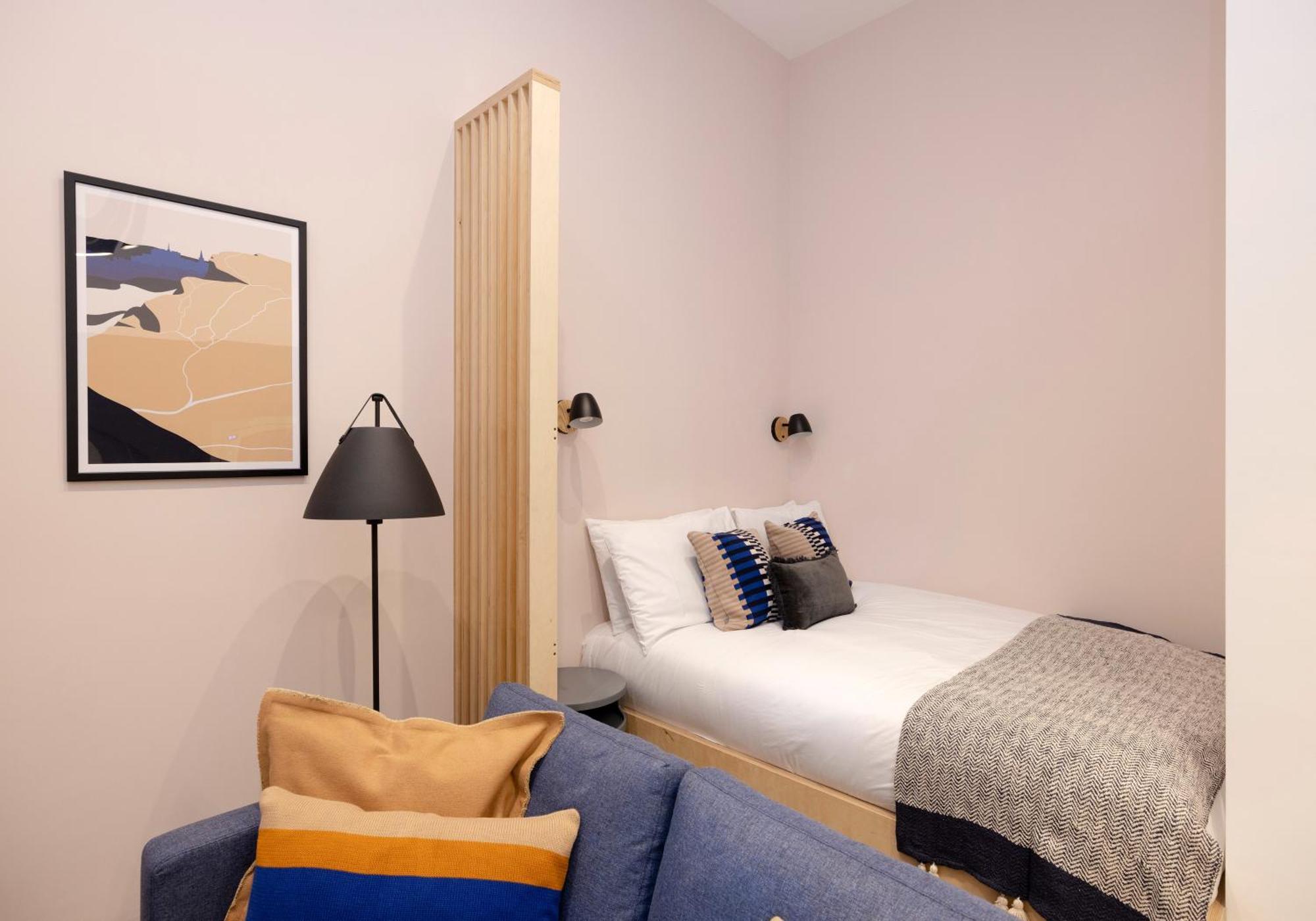 Appartamento Charming Near Holyrood Park & Calton Hill Edimburgo